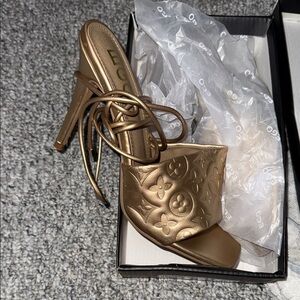 EGO Women's Bronze Embossed Heels